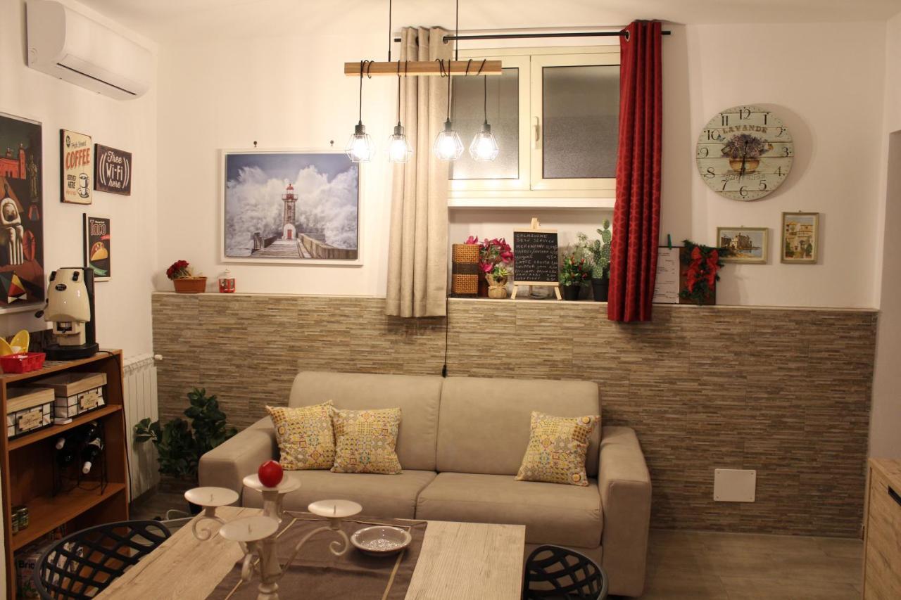 Zisa Home Ai Cantieri Culturali-Facile Posteggio In Strada No Ticket 巴勒莫 外观 照片